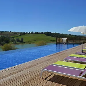 https://residence-loustal-del-carlat.midi-pyreneeshotels.com
