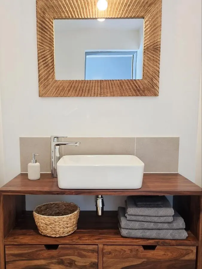 Cosy En Provence - Piscine Chauffee De Mai A Septembre Bed & Breakfast Pernes-les-Fontaines