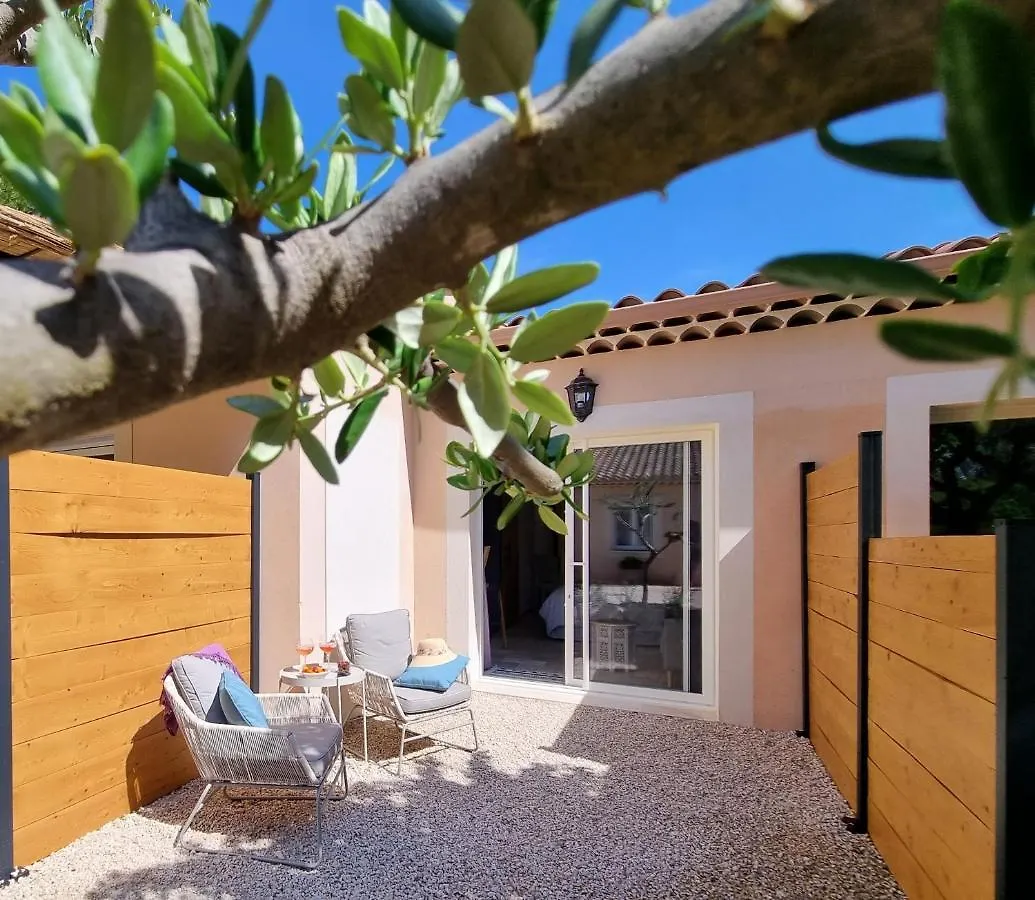 Cosy En Provence - Piscine Chauffee De Mai A Septembre Bed & Breakfast Pernes-les-Fontaines